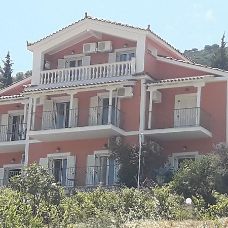 Myrtos Hotel Divarata Exteriér fotografie